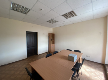 Офисное помещение в офисном комплексе «Радуга»